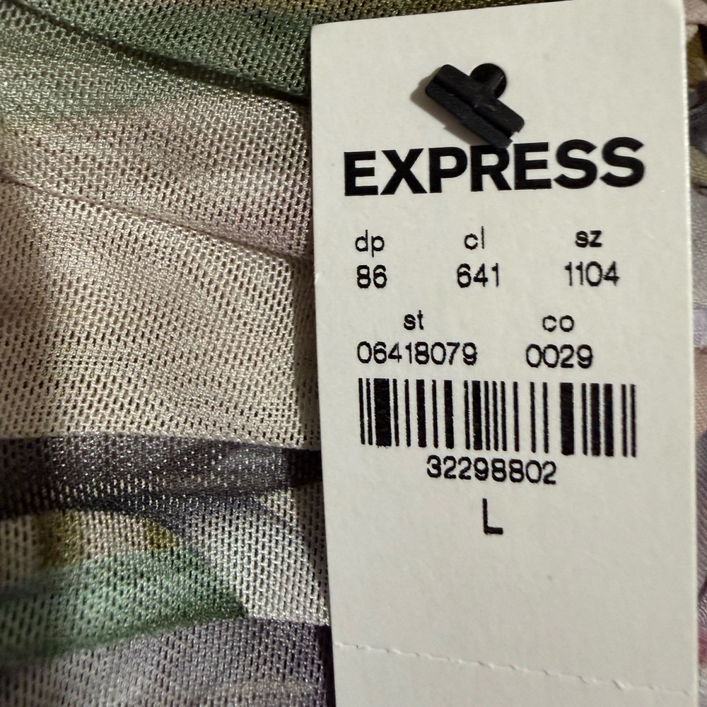 Express Floral Set Ruched Body ContourM-L - Picture 2 of 6